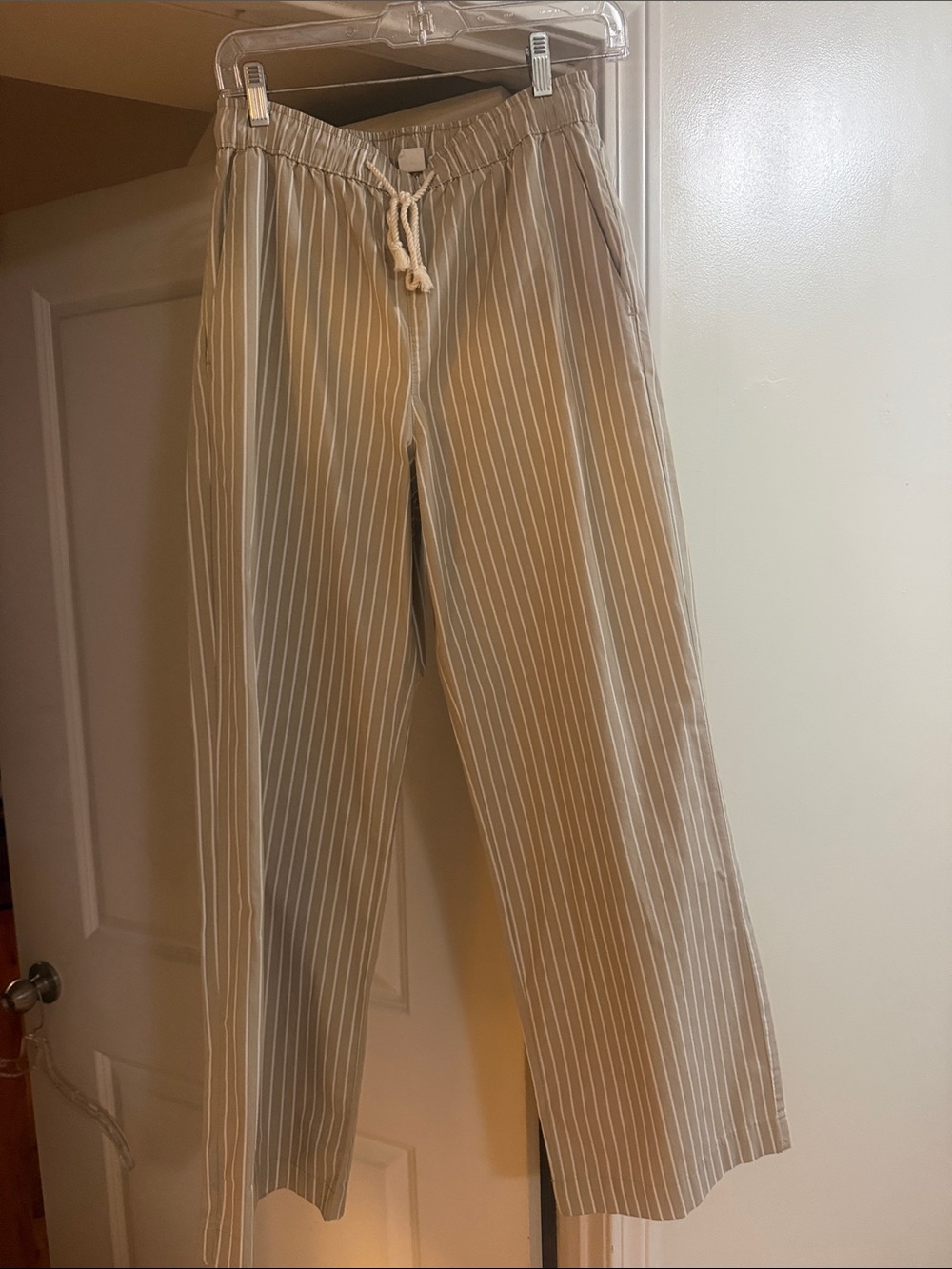 Gap Women’s Drawstring Stripe Pants - Beige